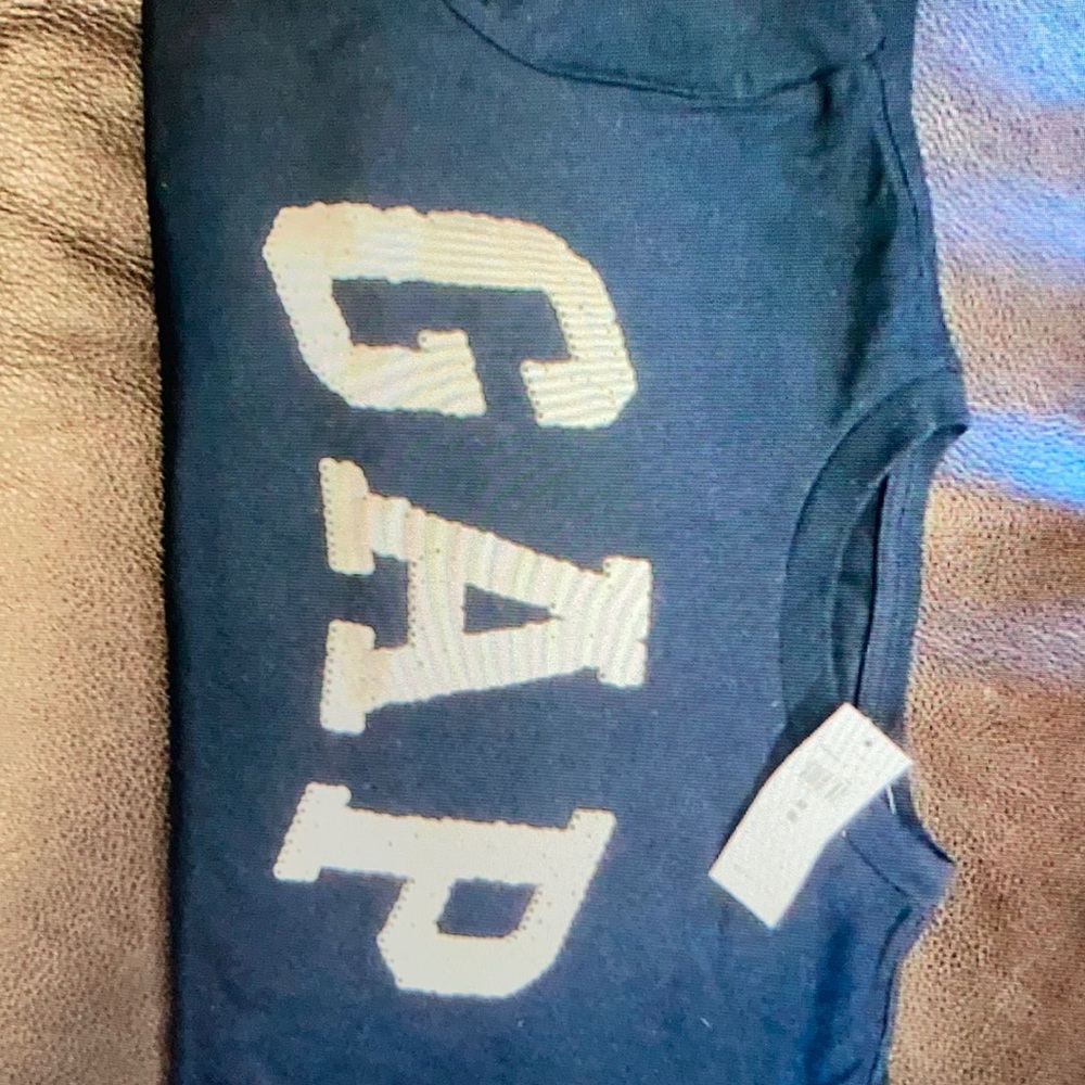 Gap long sleeve shirt